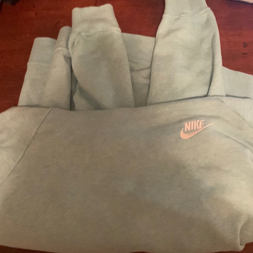 Nike hoodie